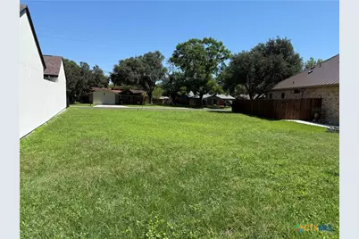 1732 Nordberg, Seguin, TX 78155 - Photo 5