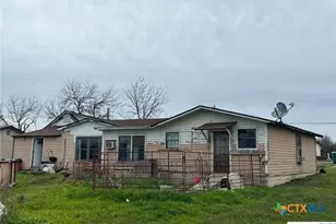 419 W Main St, Lometa, TX 76853 - Photo 15