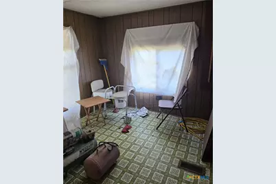 101-105 W Austin Avenue, Seadrift, TX 77983 - Photo 15