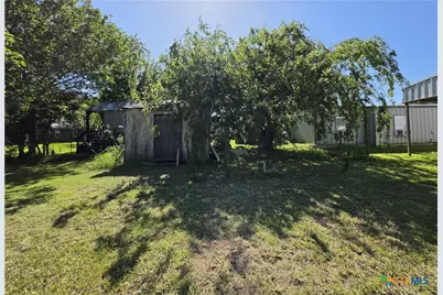 101-105 W Austin Avenue, Seadrift, TX 77983 - Photo 7