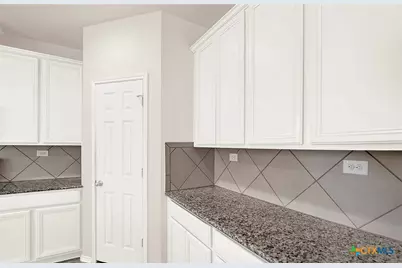 424 Landmark Falls, Cibolo, TX 78108 - Photo 5