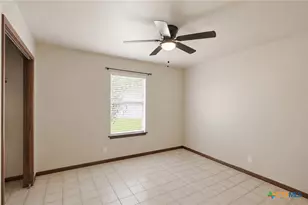 504 Dove, Victoria, TX 77905 - Photo 17