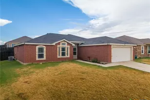 7606 Oliver Loving Dr, Killeen, TX 76549 - Photo 1