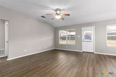 7606 Oliver Loving Drive, Killeen, TX 76549 - Photo 3