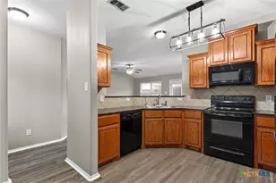 7606 Oliver Loving Dr, Killeen, TX 76549 - Photo 5