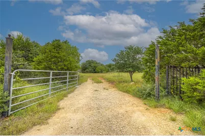 1475 Purgatory Road, New Braunfels, TX 78132 - Photo 3