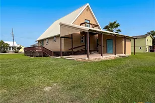 552 S Marshall Johnson Ave, Port Lavaca, TX 77978 - Photo 17