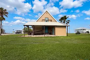 552 S Marshall Johnson Ave, Port Lavaca, TX 77978 - Photo 5