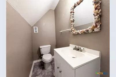 552 S Marshall Johnson Avenue, Port Lavaca, TX 77978 - Photo 15