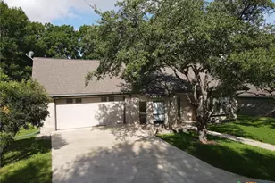 2132 Northcrest Dr, New Braunfels, TX 78130 - Photo 31