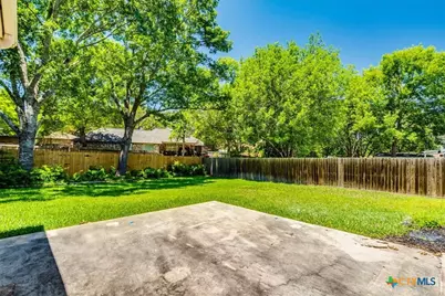 2132 Northcrest Drive, New Braunfels, TX 78130 - Photo 25