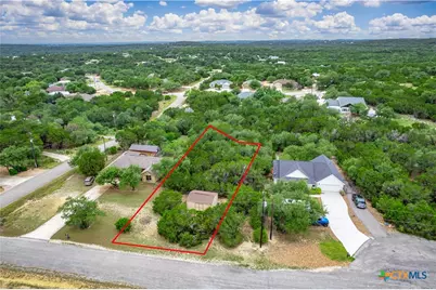 125 Garrett Way, Canyon Lake, TX 78133 - Photo 3