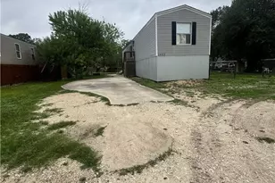 1405 River Rd, San Marcos, TX 78666 - Photo 1
