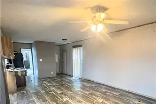1405 River Rd, San Marcos, TX 78666 - Photo 7