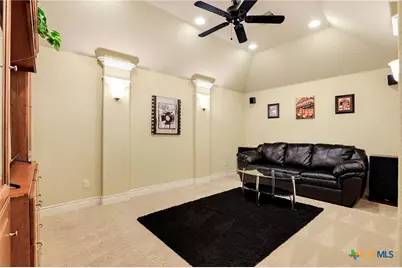 8931 Cimarron Rte, San Antonio, TX 78255 - Photo 23