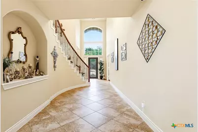 8931 Cimarron Rte, San Antonio, TX 78255 - Photo 3