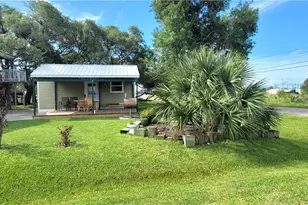 911 W Madison Ave, Port O'Connor, TX 77982 - Photo 33