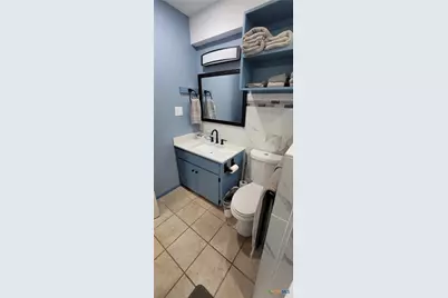 911 W Madison Avenue, Port O'Connor, TX 77982 - Photo 29