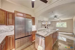 210 E Center Point Dr, Centerpoint, TX 78010 - Photo 33
