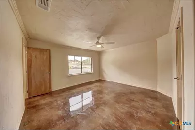 210 E Center Point Drive, Centerpoint, TX 78010 - Photo 27