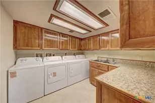 210 E Center Point Dr, Centerpoint, TX 78010 - Photo 39