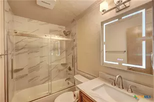 210 E Center Point Dr, Centerpoint, TX 78010 - Photo 25