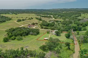 210 E Center Point Dr, Centerpoint, TX 78010 - Photo 43
