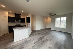 1442 Dowdy Dr, Belton, TX 76513 - Photo 5