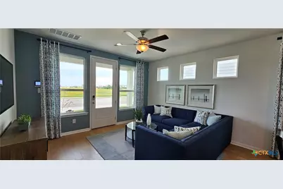 2177 Hofstaat, New Braunfels, TX 78130 - Photo 3