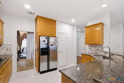103 Eton Green, Victoria, TX 77904 - Photo 11