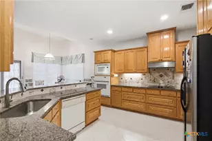 103 Eton Green, Victoria, TX 77904 - Photo 9