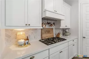 612 Vireos St, New Braunfels, TX 78132 - Photo 17