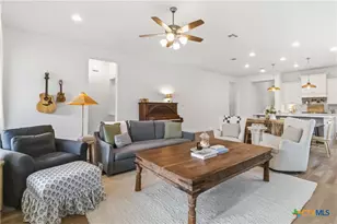 612 Vireos St, New Braunfels, TX 78132 - Photo 13