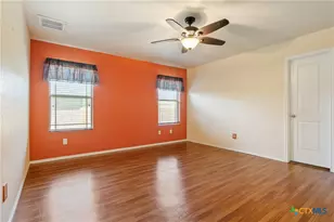 2002 Jefferson Ct, Belton, TX 76513 - Photo 9