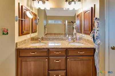 617 Brocton Street, Victoria, TX 77904 - Photo 11