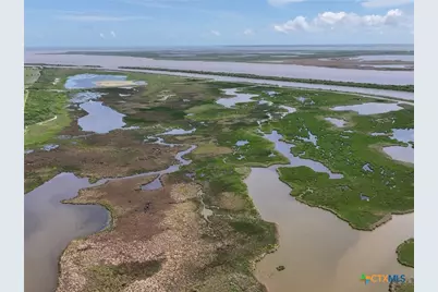 57 Tillery, Port Lavaca, TX 77979 - Photo 17