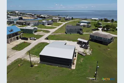 291 White Marlin Drive, Port Lavaca, TX 77979 - Photo 3
