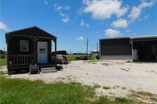 291 White Marlin Dr, Port Lavaca, TX 77979 - Photo 33