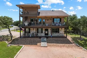 2848 Westview Dr, Canyon Lake, TX 78133 - Photo 1