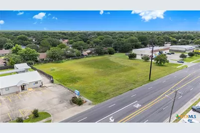 2004-2010 John Stockbauer Drive, Victoria, TX 77901 - Photo 7