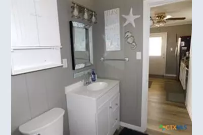 739 Marshall Johnson Avenue, Port Lavaca, TX 77979 - Photo 7