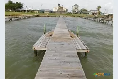 739 Marshall Johnson Avenue, Port Lavaca, TX 77979 - Photo 3