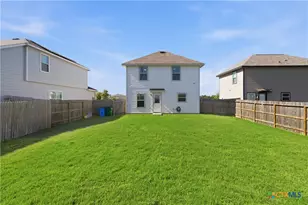 604 Saxon St, Seguin, TX 78155 - Photo 21