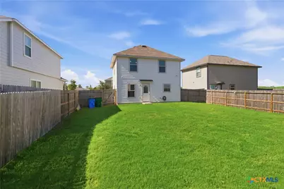 604 Saxon Street, Seguin, TX 78155 - Photo 23