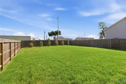 604 Saxon Street, Seguin, TX 78155 - Photo 25