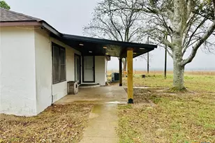 1696 E Fm 884, Yorktown, TX 78164 - Photo 5
