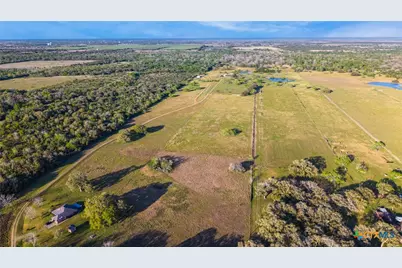 2427 S Fm 234, Edna, TX 77957 - Photo 23