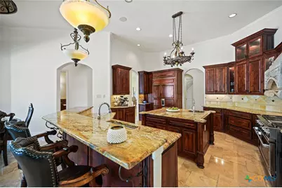 10210 Oak Forest Way, New Braunfels, TX 78132 - Photo 17