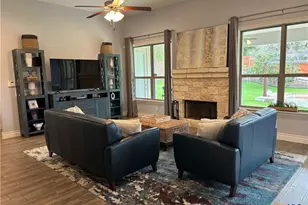 192 Yucca Dr, Canyon Lake, TX 78133 - Photo 5