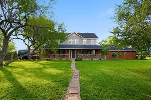 610 Basswood St, Victoria, TX 77904 - Photo 1